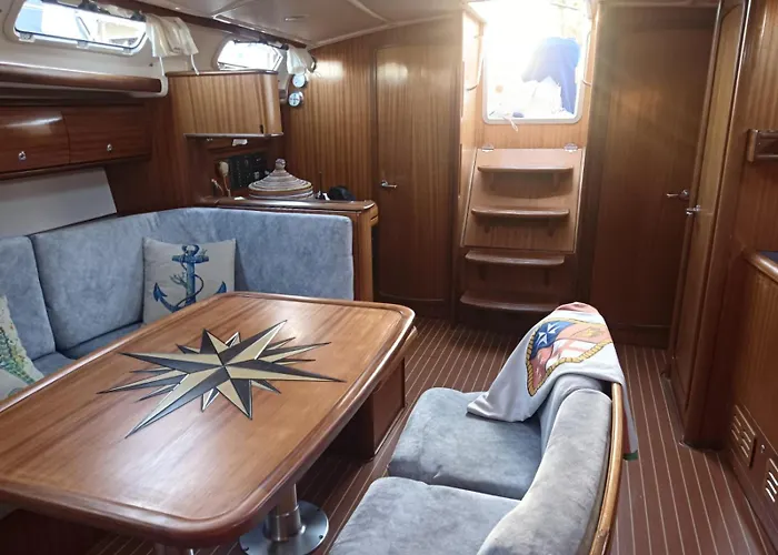 Veronica بوتيل *