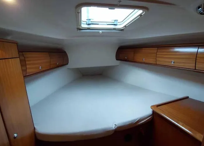 Πλωτό κατάλυμα Veronica Λευκάδα